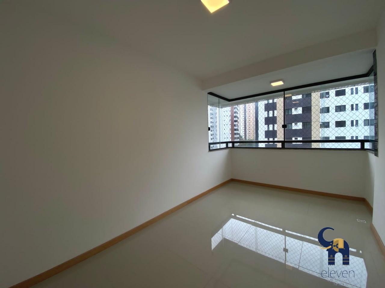 Apartamento à venda com 3 quartos, 123m² - Foto 4