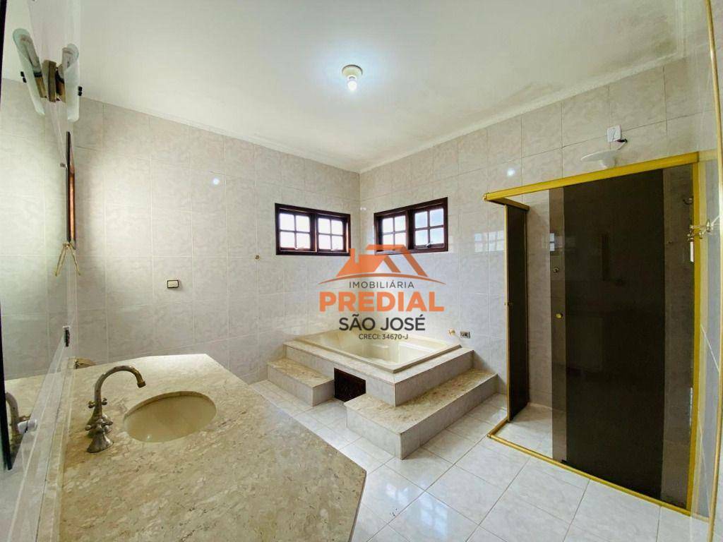 Casa de Condomínio à venda com 3 quartos, 220m² - Foto 23