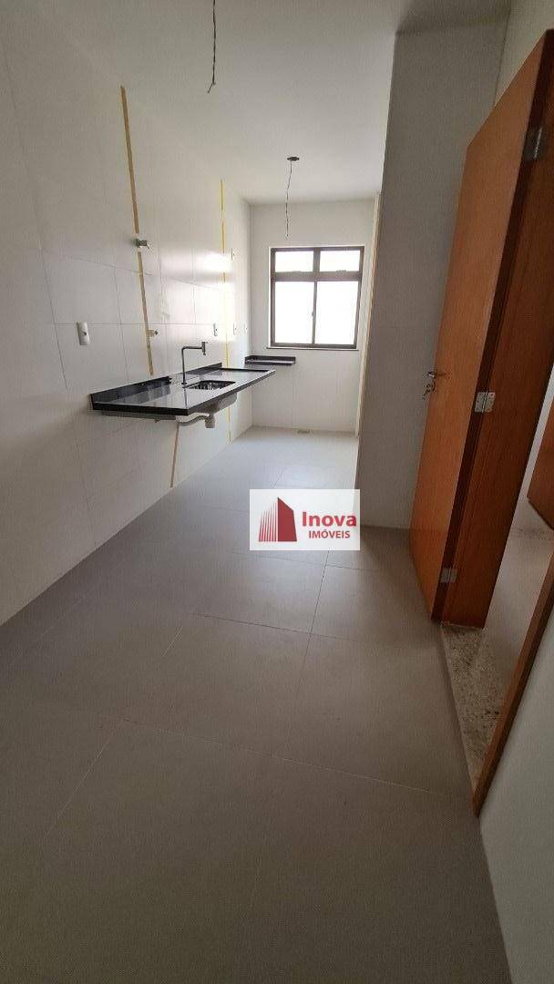 Cobertura à venda com 3 quartos, 220m² - Foto 15