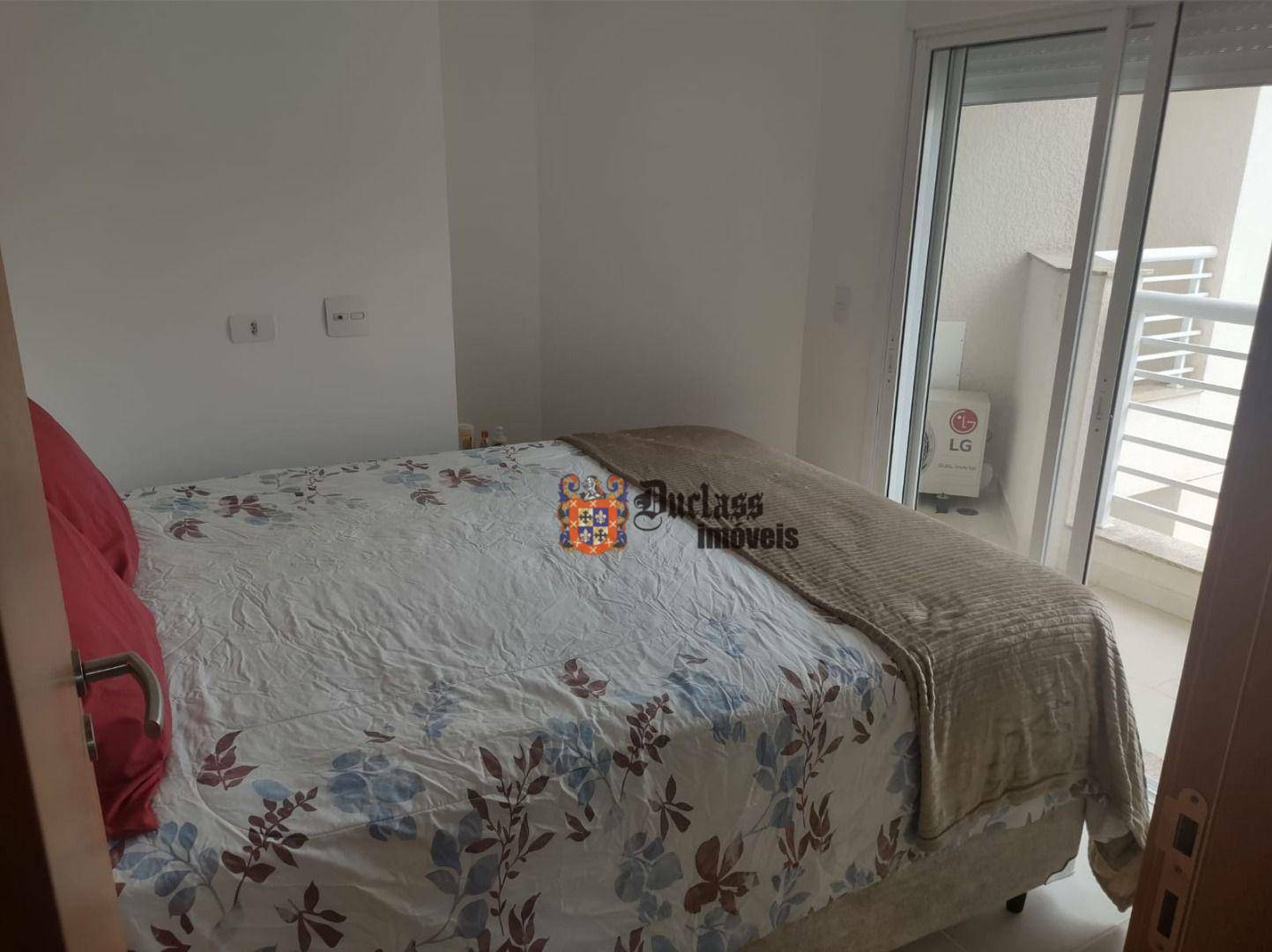 Apartamento à venda com 2 quartos, 69m² - Foto 4