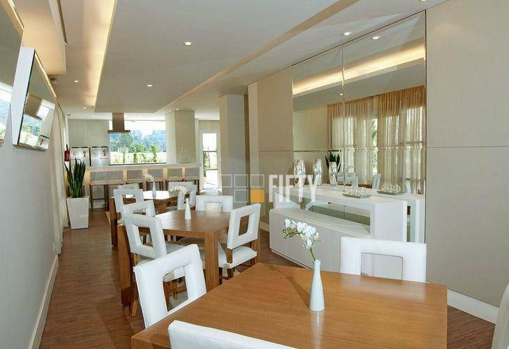 Apartamento à venda com 2 quartos, 79m² - Foto 30