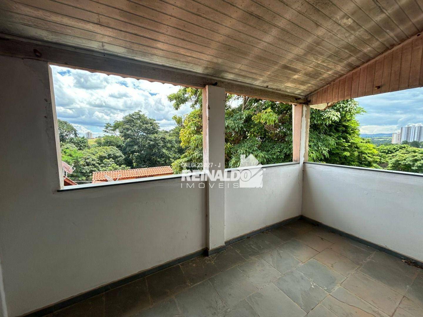 Casa à venda com 3 quartos, 215m² - Foto 6