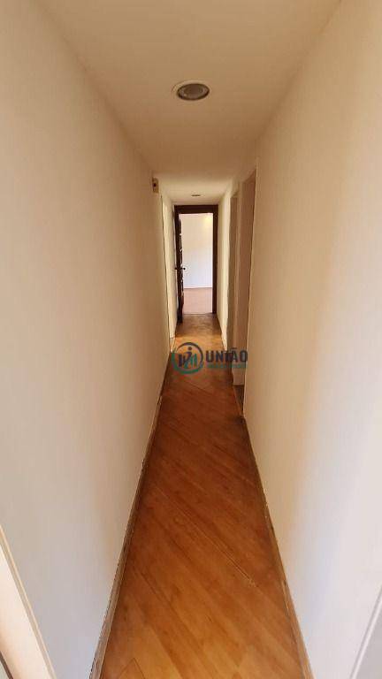 Apartamento à venda com 3 quartos, 98m² - Foto 18