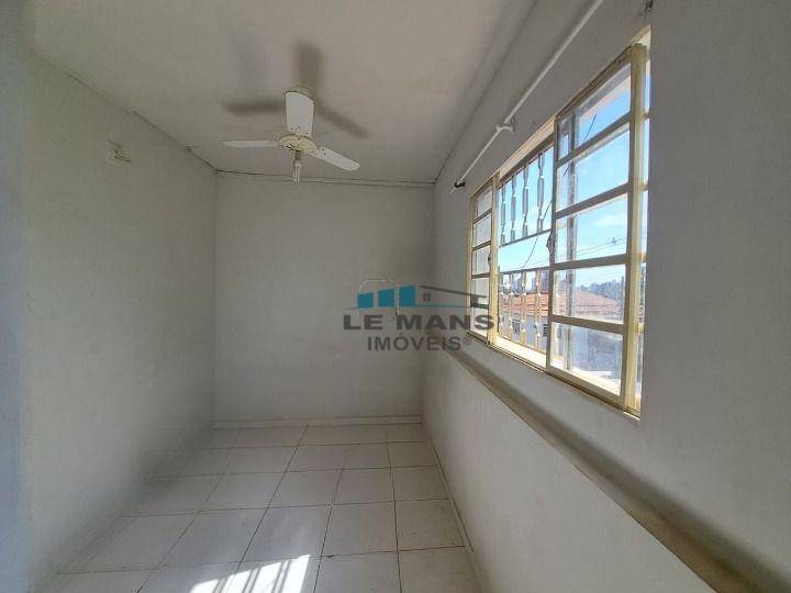 Casa para alugar com 1 quarto, 35m² - Foto 4