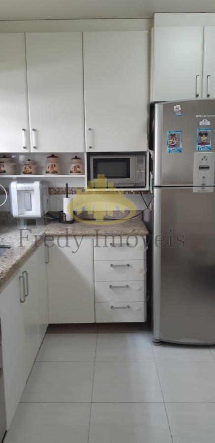 Apartamento à venda com 3 quartos, 82m² - Foto 22