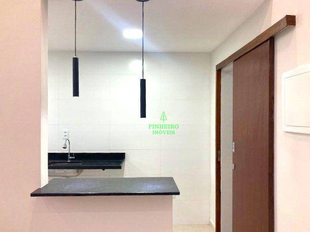 Casa à venda com 3 quartos, 88m² - Foto 6