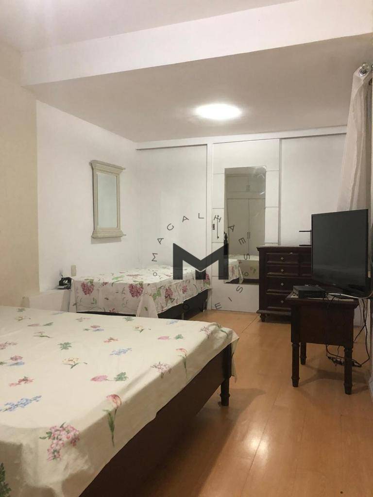 Apartamento à venda com 3 quartos, 200m² - Foto 16