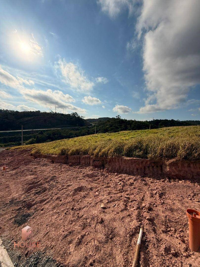 Loteamento e Condomínio, 250 m² - Foto 1