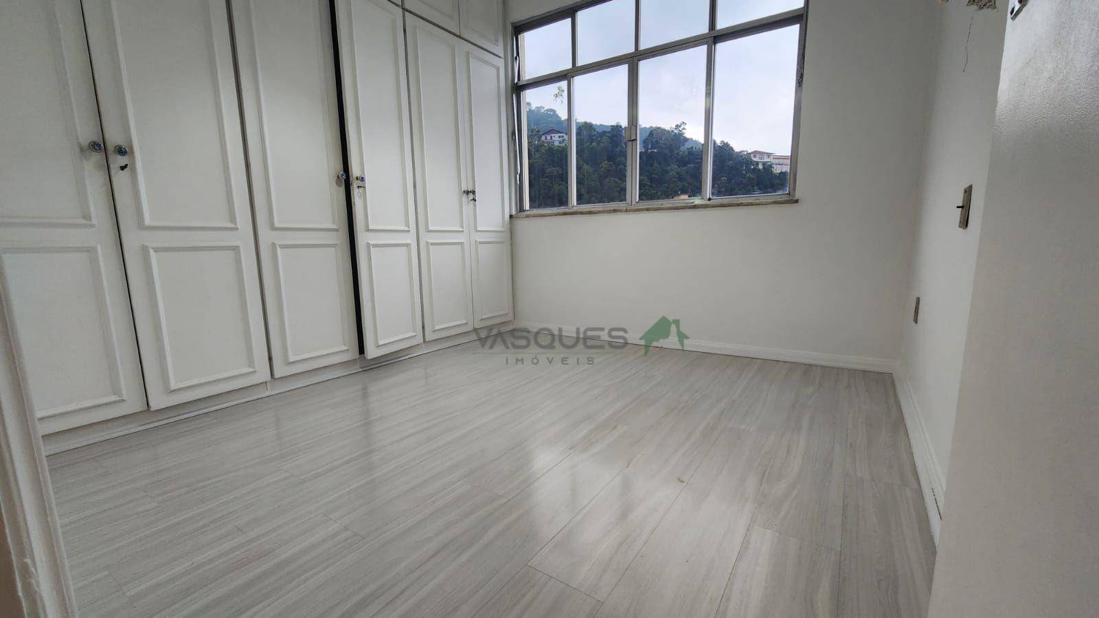 Apartamento à venda com 2 quartos, 43m² - Foto 7
