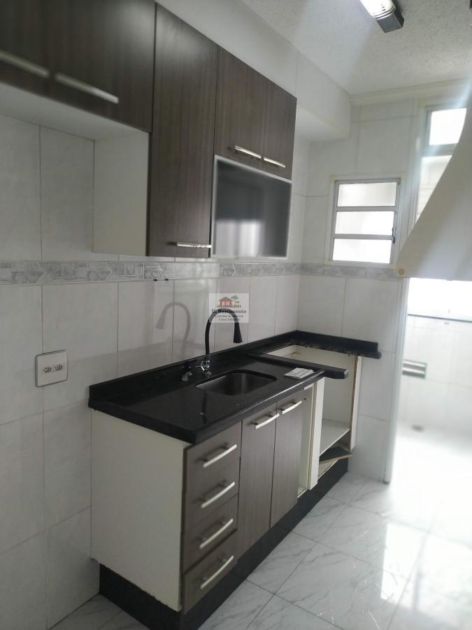 Apartamento à venda com 3 quartos, 60m² - Foto 3