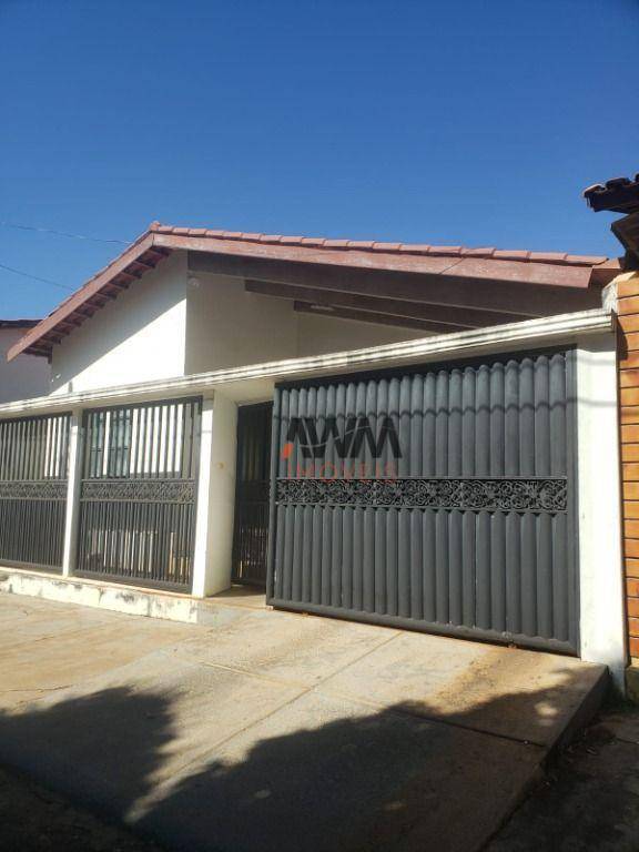 Casa, 3 quartos, 157 m² - Foto 1