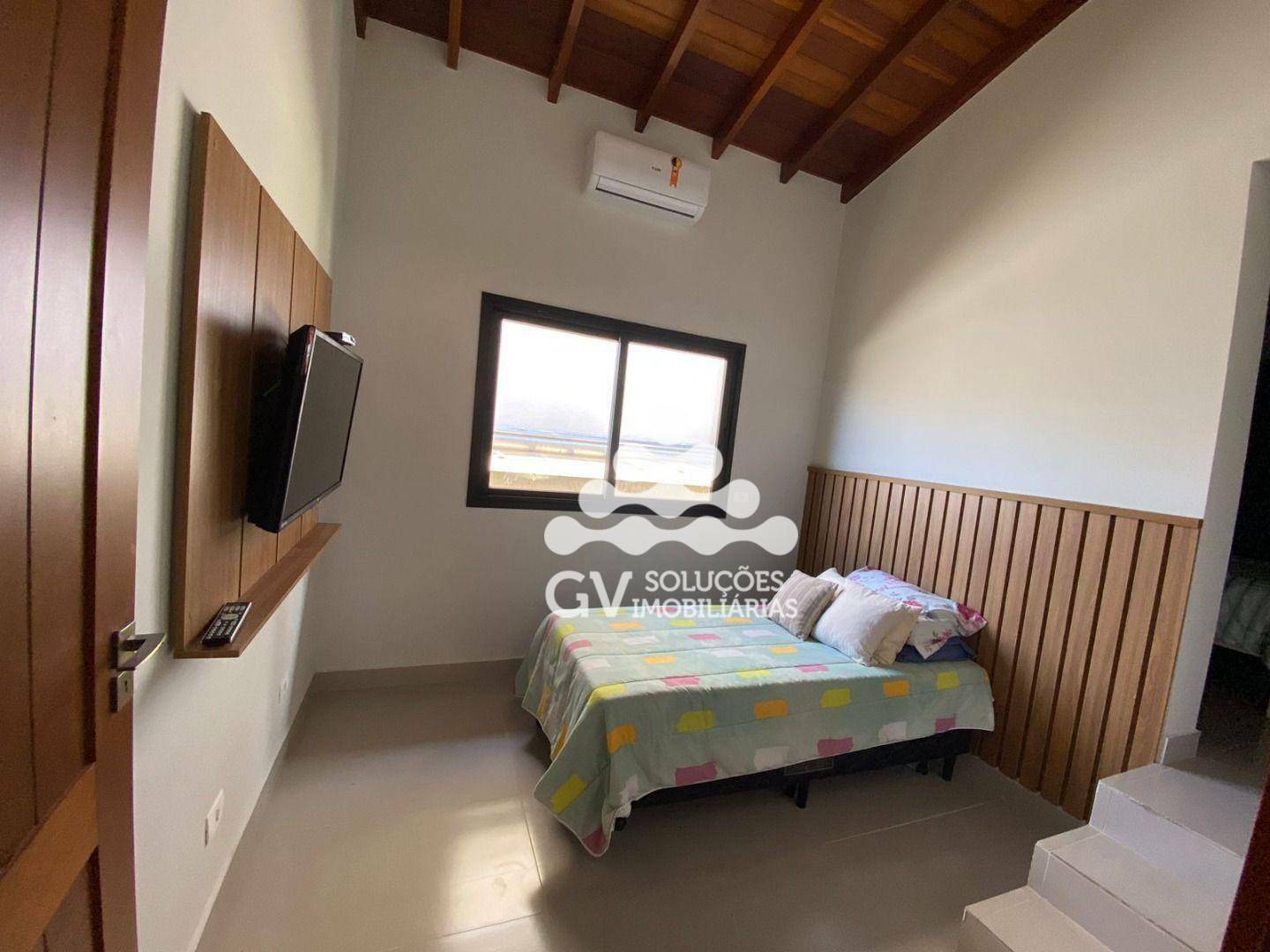 Casa de Condomínio à venda com 8 quartos, 380m² - Foto 11