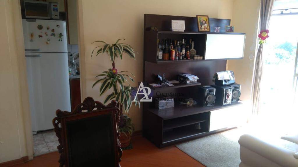 Apartamento à venda com 2 quartos, 58m² - Foto 1