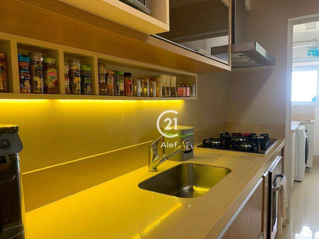 Apartamento à venda com 3 quartos, 81m² - Foto 4