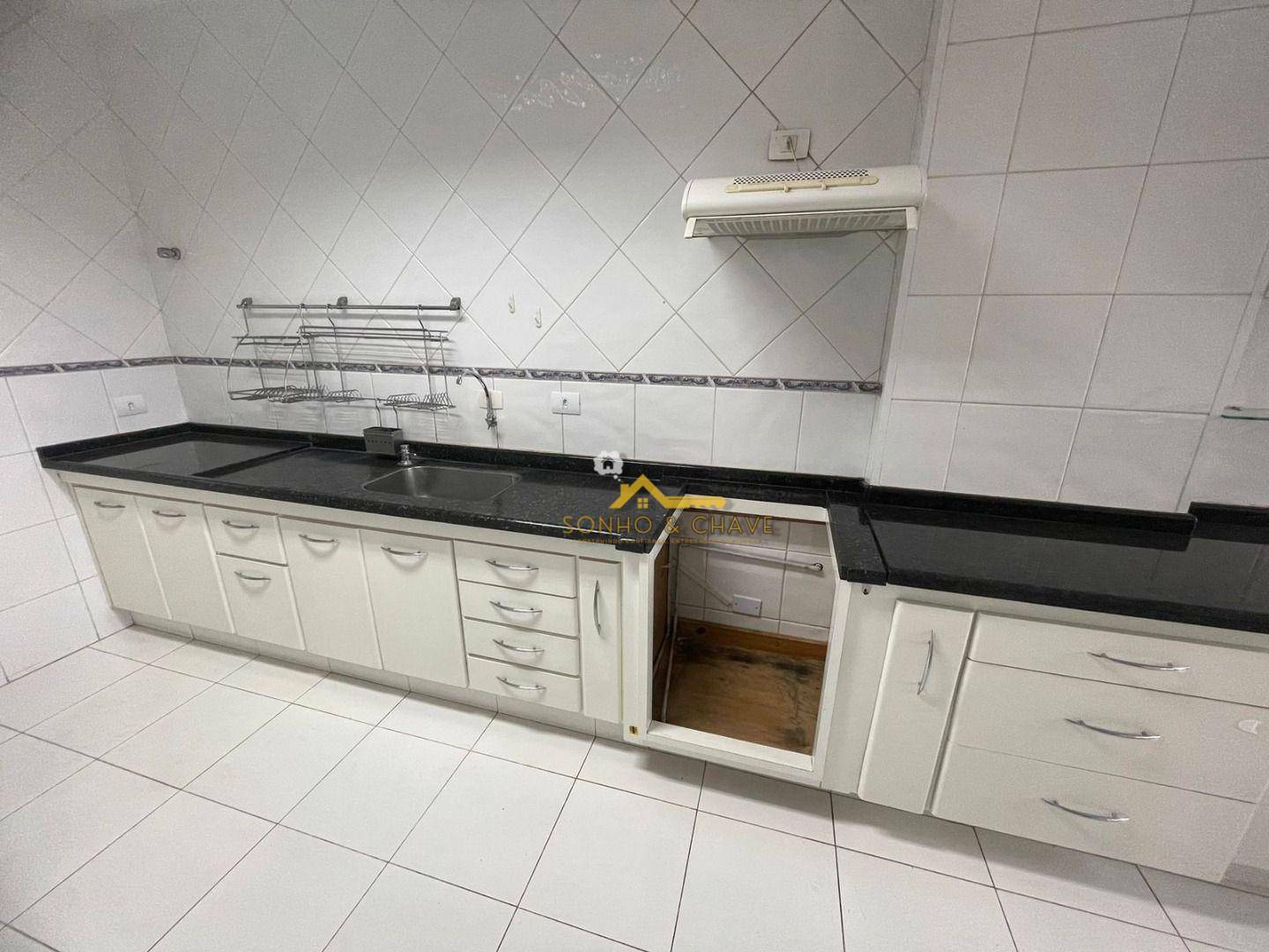 Apartamento à venda e aluguel com 3 quartos, 108m² - Foto 4