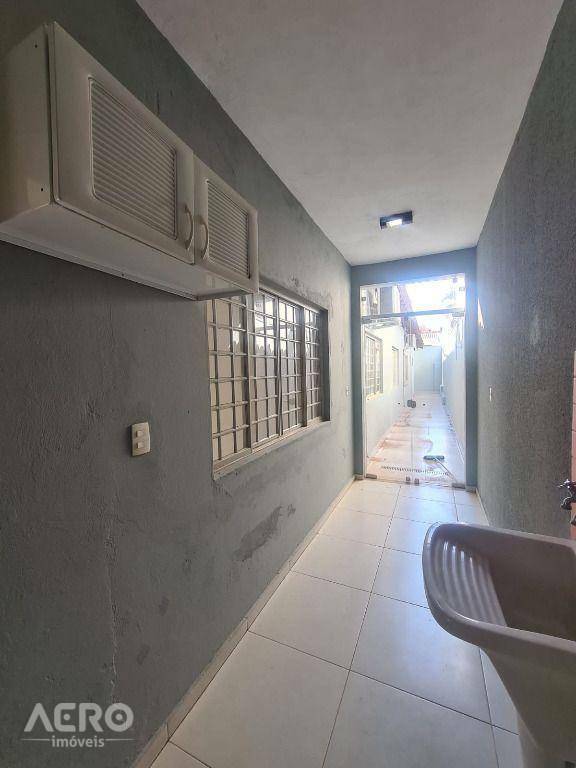 Casa de Condomínio à venda com 3 quartos, 298m² - Foto 15