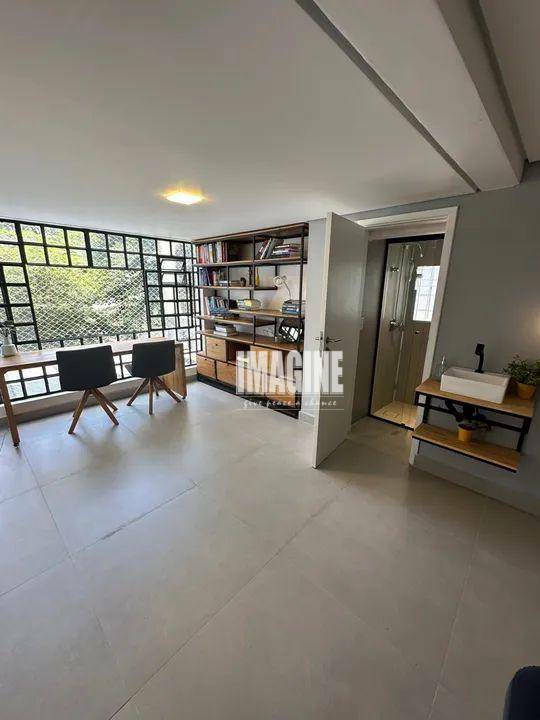 Casa à venda com 4 quartos, 311m² - Foto 9