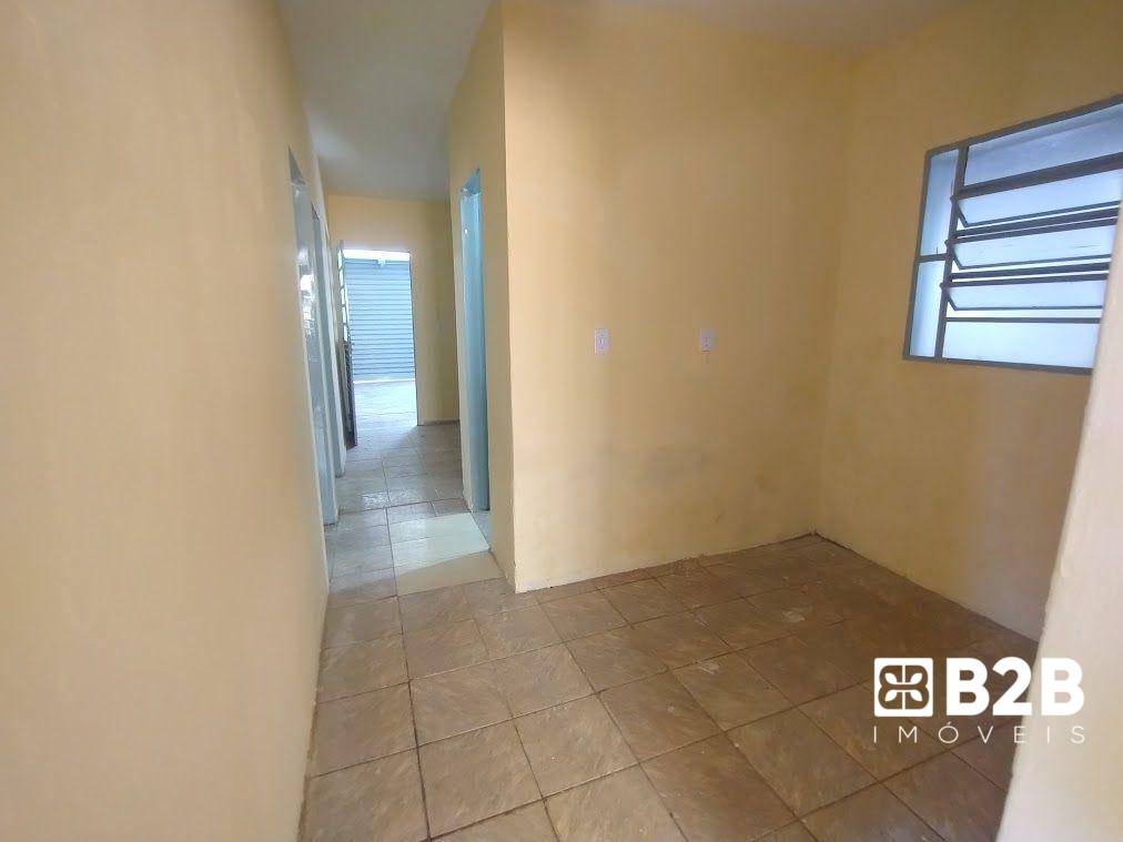 Casa à venda com 3 quartos, 190m² - Foto 4