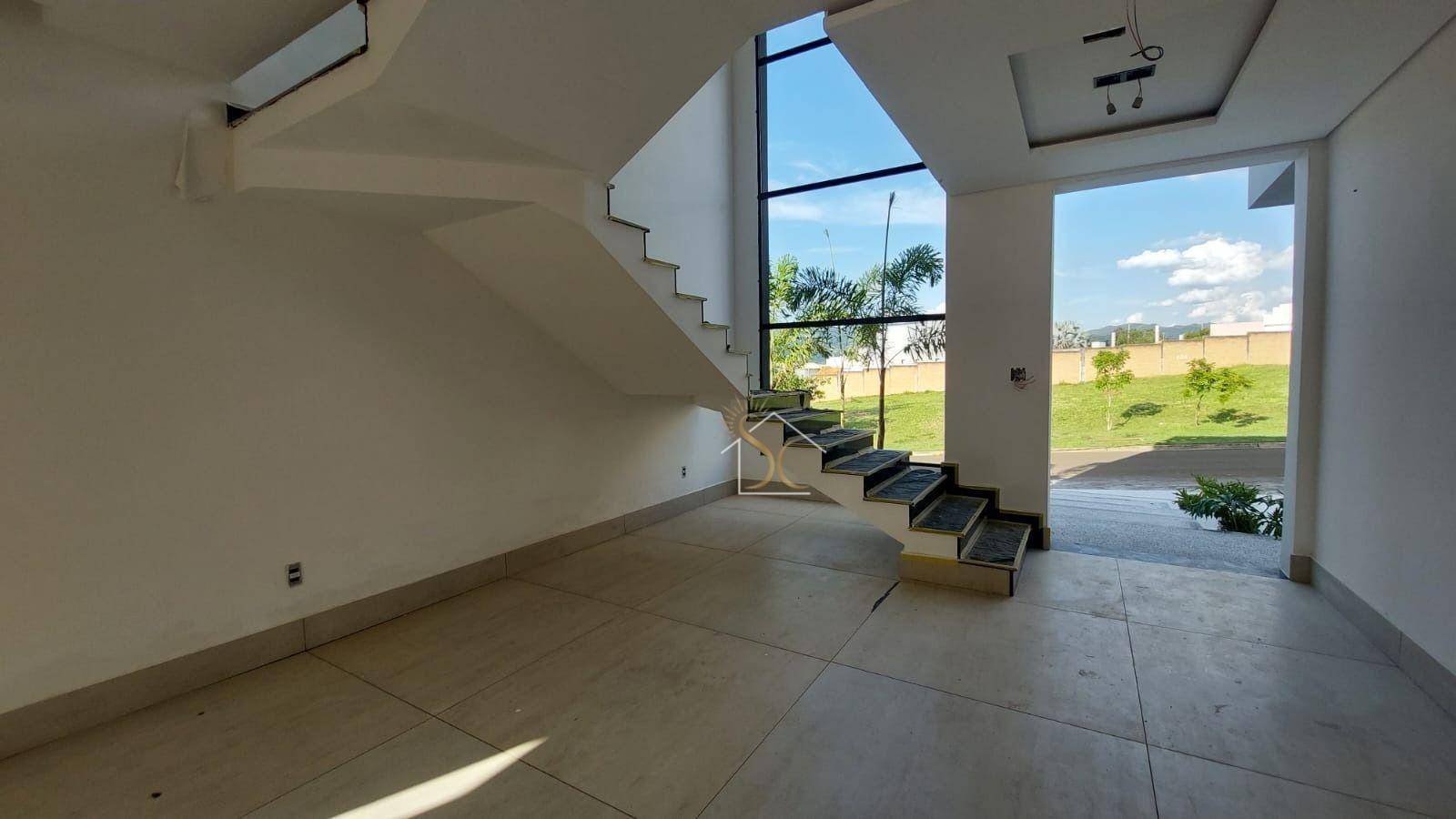 Casa de Condomínio à venda com 4 quartos, 400m² - Foto 5