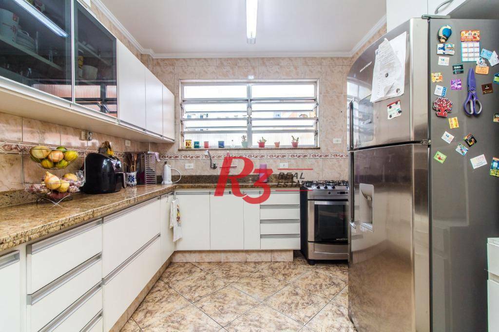 Apartamento à venda com 3 quartos, 142m² - Foto 1