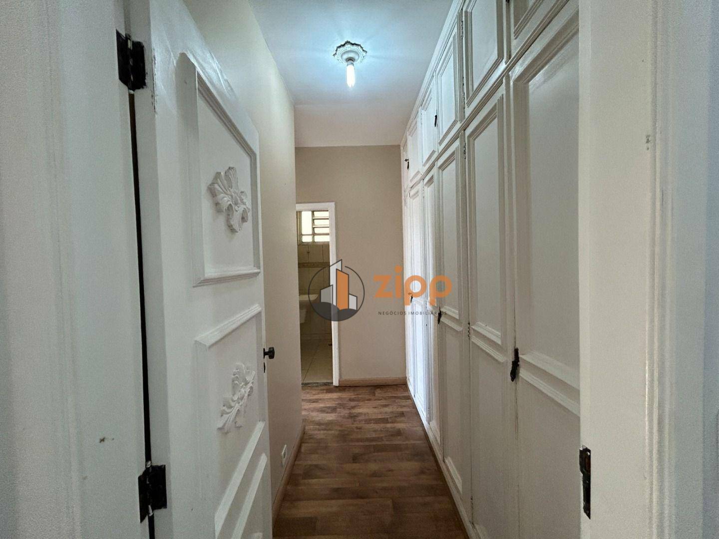 Sobrado à venda com 4 quartos, 256m² - Foto 12