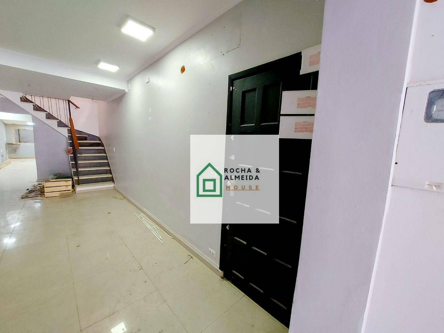 Sobrado para alugar com 2 quartos, 180m² - Foto 36