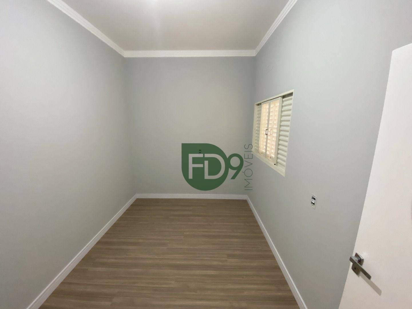 Casa à venda com 3 quartos, 140m² - Foto 9