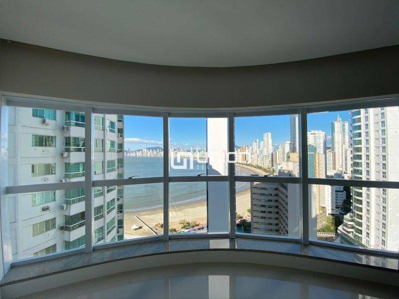 Apartamento à venda com 3 quartos, 152m² - Foto 6