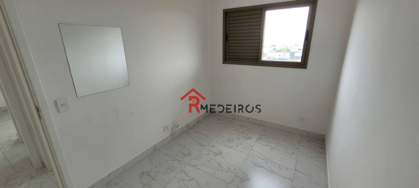 Apartamento à venda com 2 quartos, 63m² - Foto 6