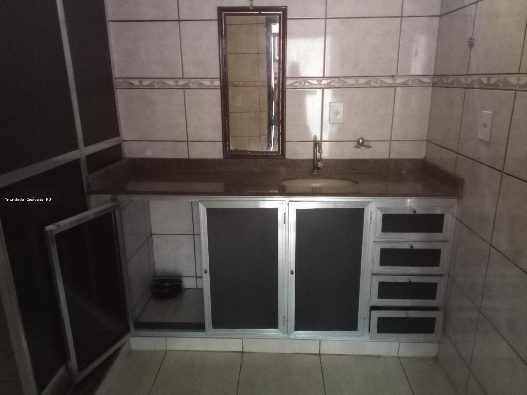 Casa para alugar com 2 quartos, 100m² - Foto 10