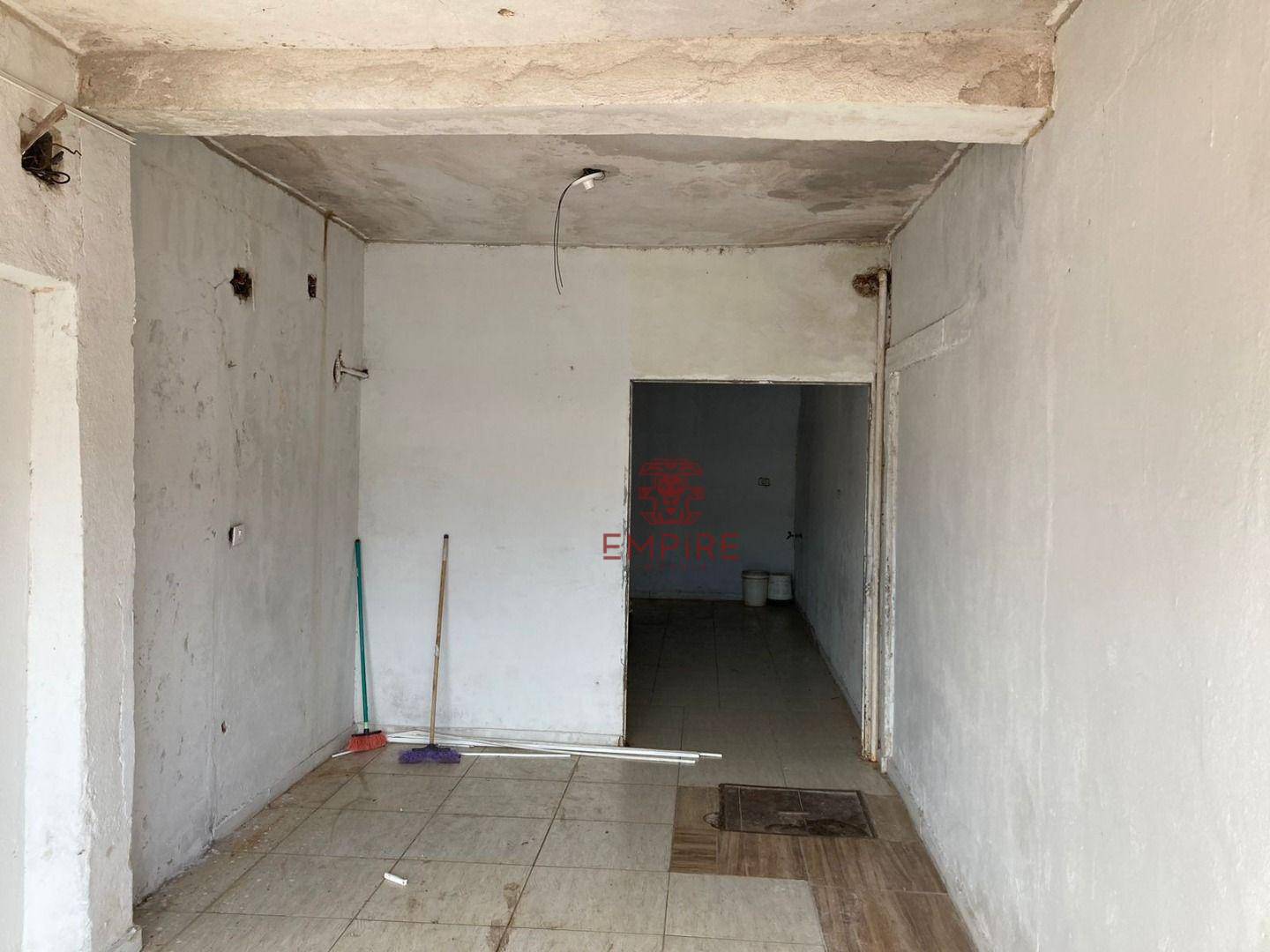 Casa para alugar com 3 quartos, 100m² - Foto 2