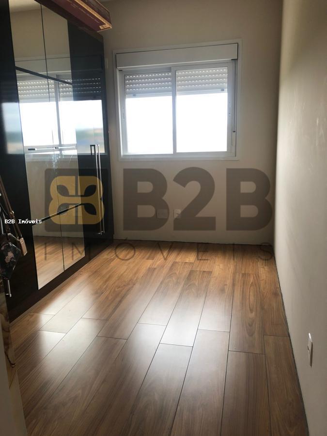 Apartamento à venda com 2 quartos, 65m² - Foto 15