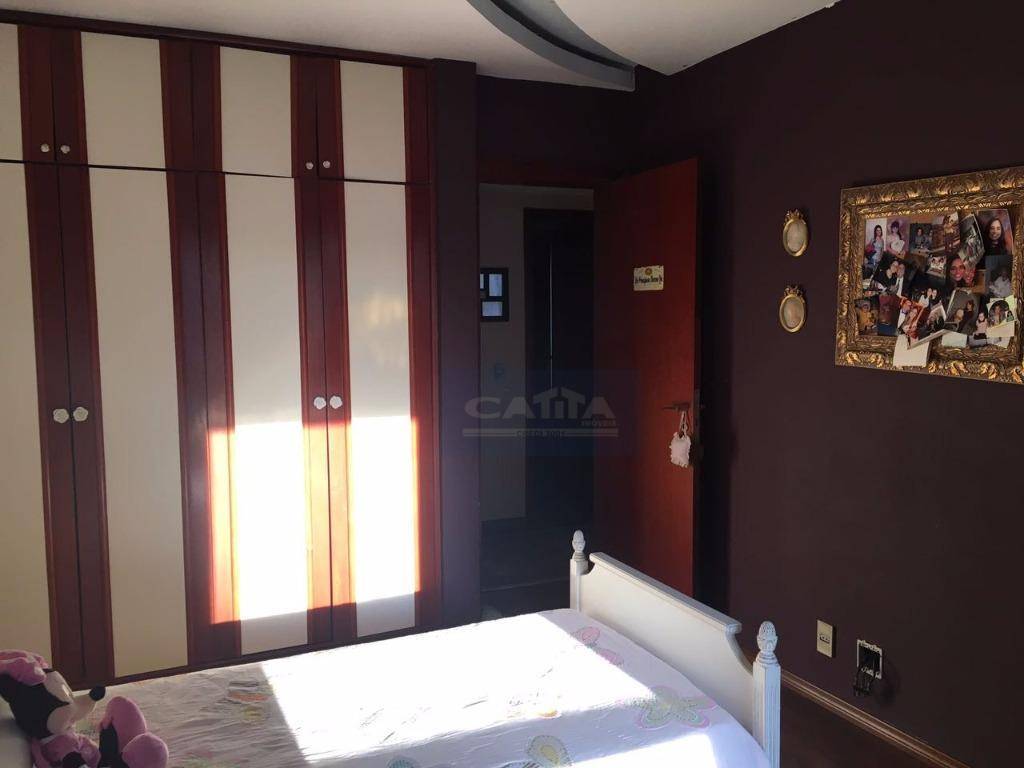 Apartamento à venda com 4 quartos, 186m² - Foto 9