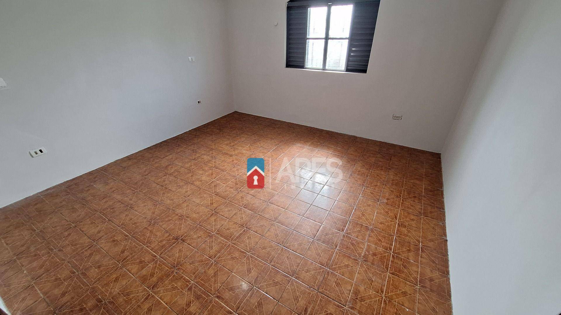 Casa à venda com 5 quartos, 169m² - Foto 5