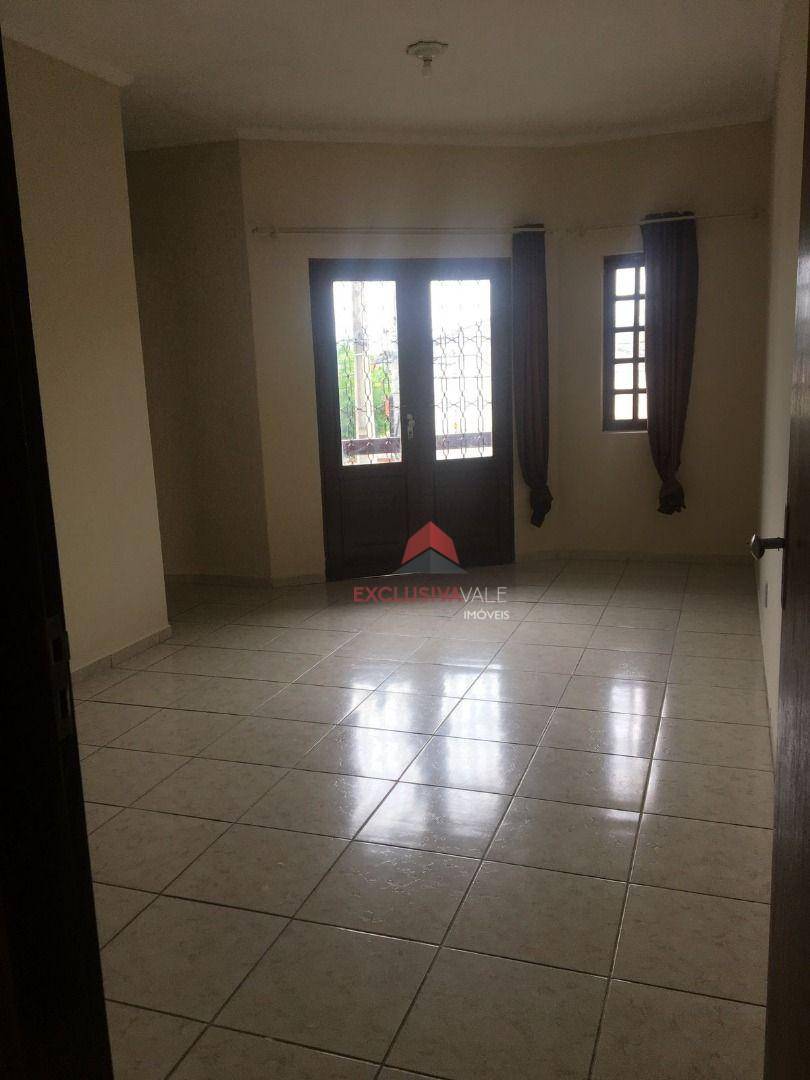 Casa à venda com 3 quartos, 204m² - Foto 14