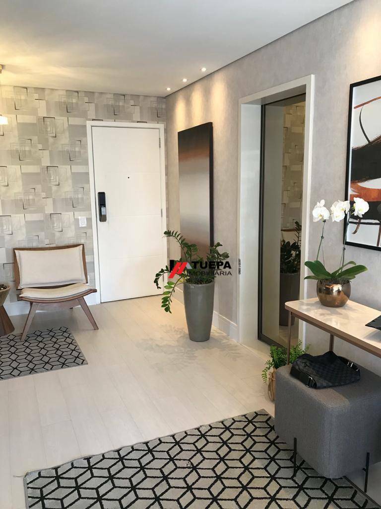 Apartamento à venda com 3 quartos, 115m² - Foto 3