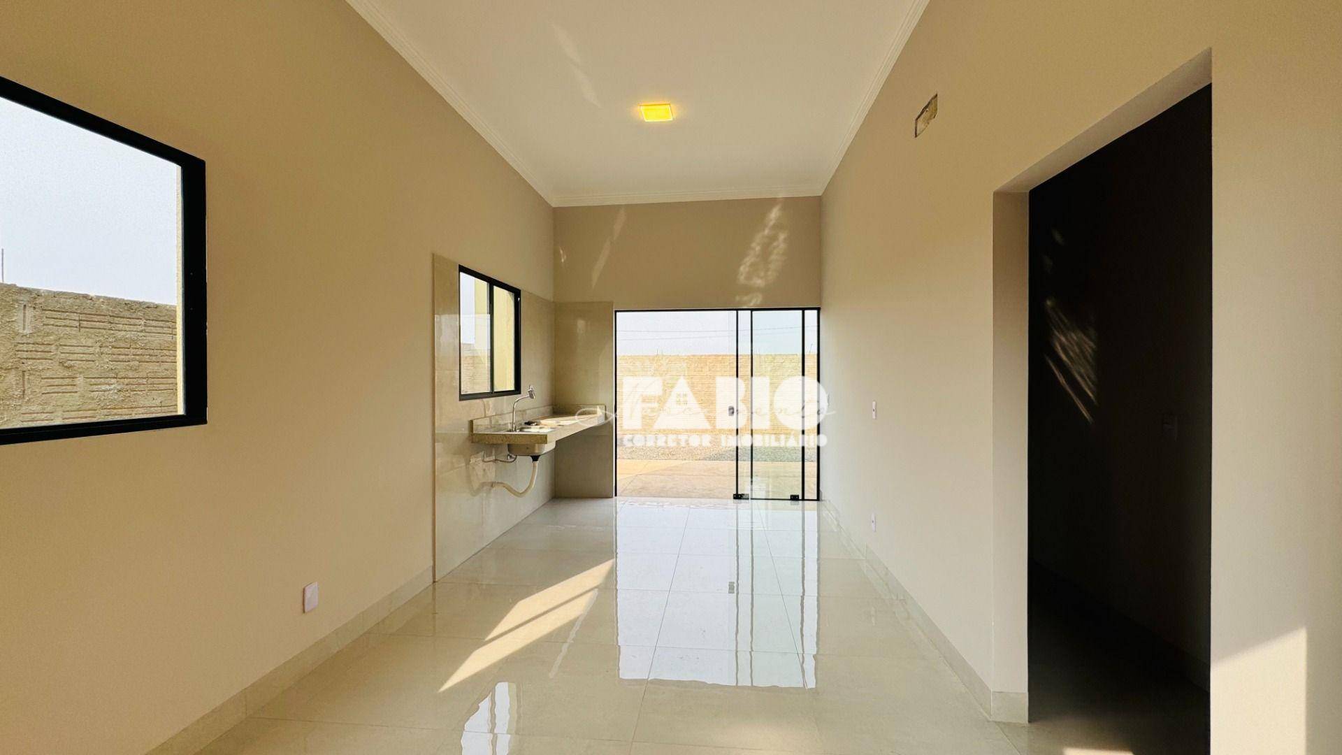 Casa à venda com 2 quartos, 61m² - Foto 5