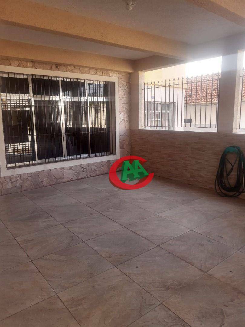 Sobrado à venda com 2 quartos, 150m² - Foto 2