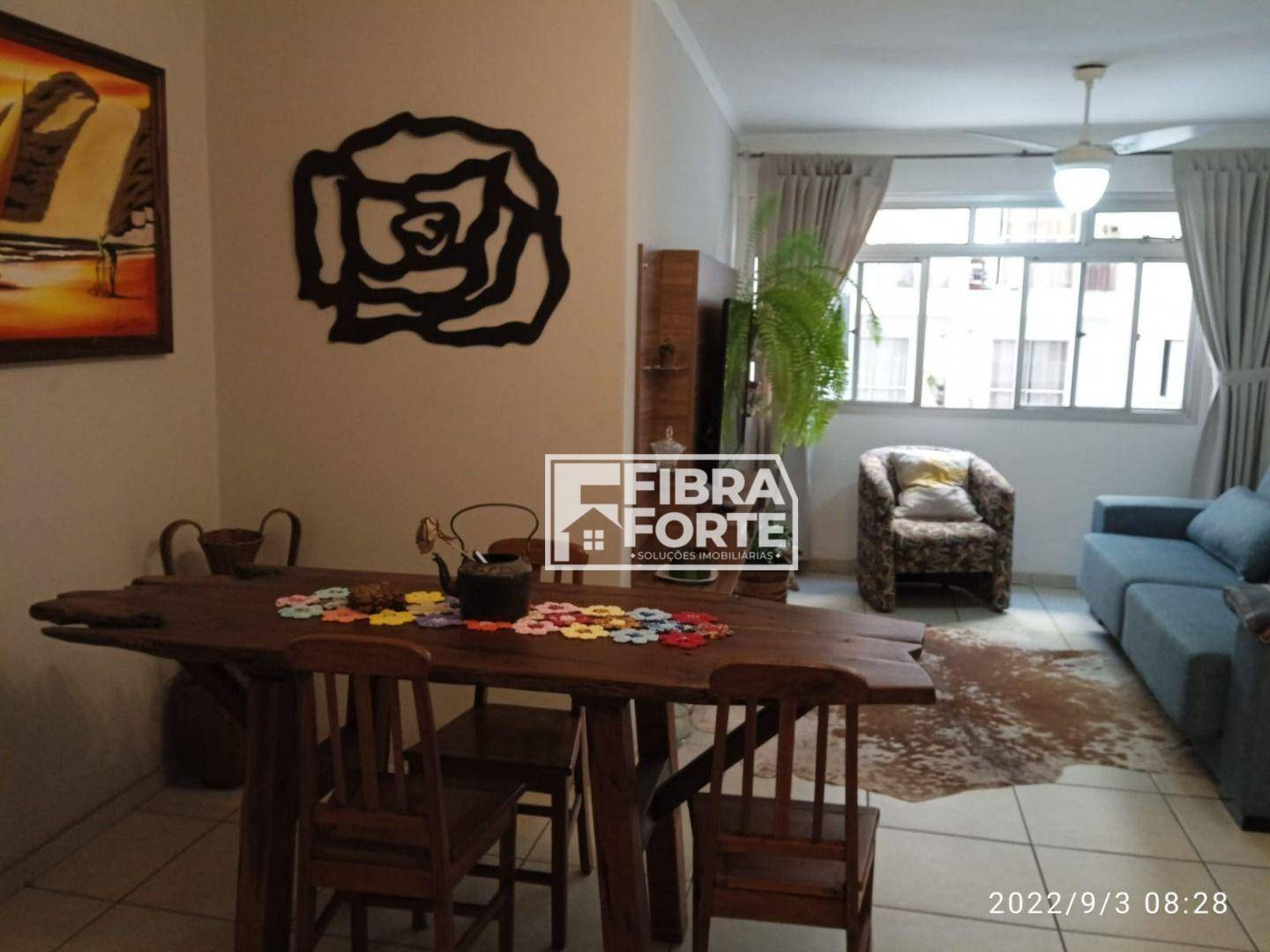 Apartamento à venda com 2 quartos, 70m² - Foto 3