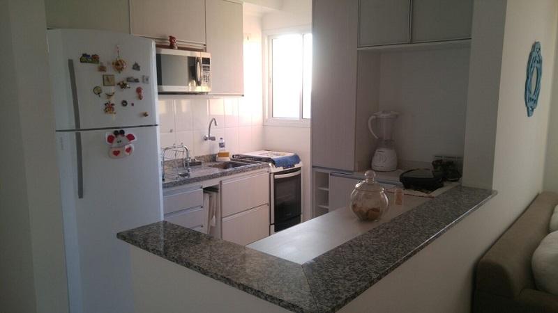 Apartamento à venda com 2 quartos, 50m² - Foto 2