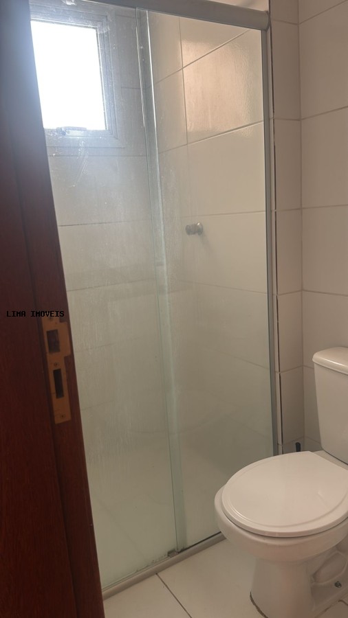 Apartamento para alugar com 2 quartos, 64m² - Foto 13