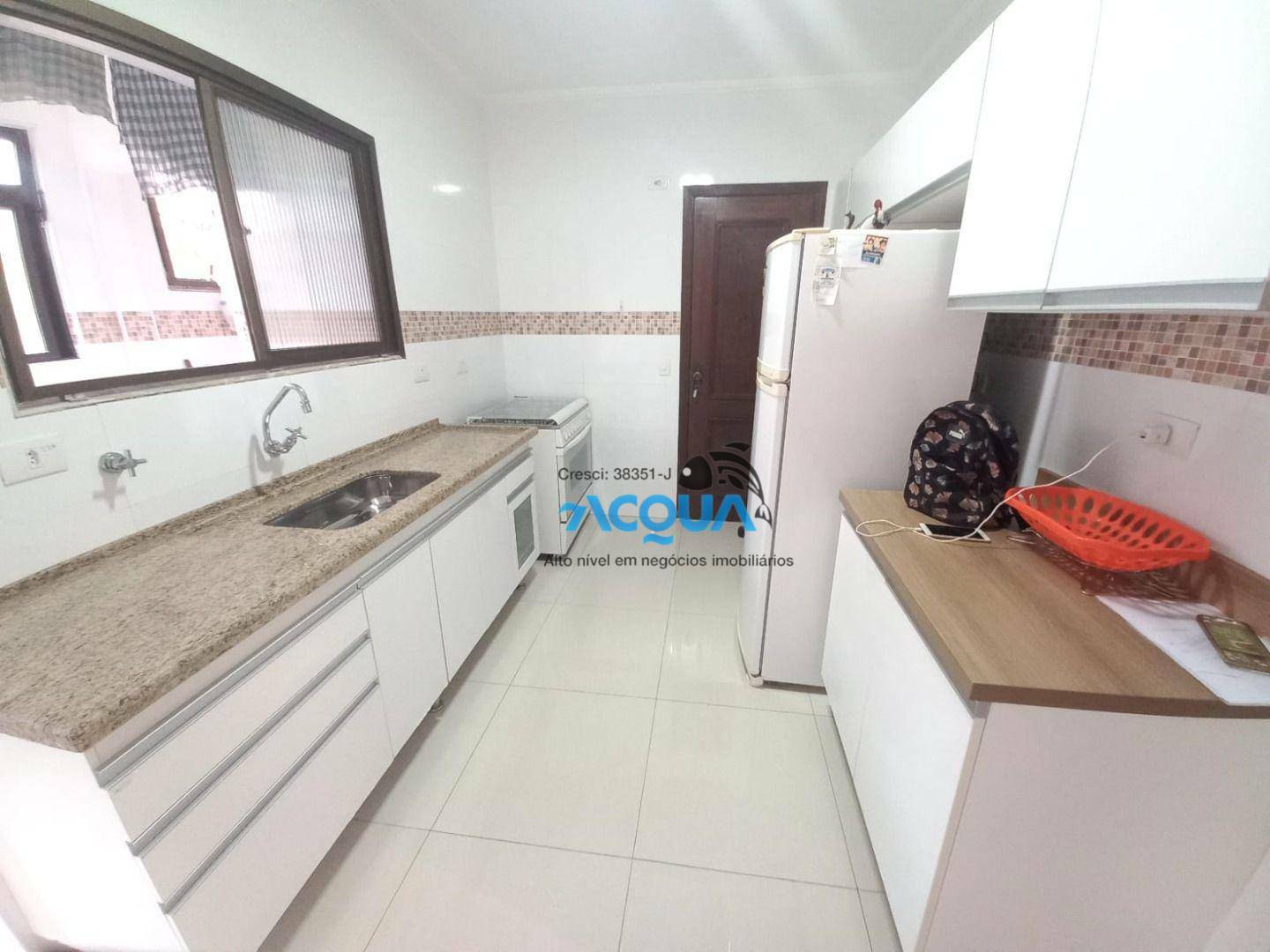 Apartamento à venda com 3 quartos, 87m² - Foto 4