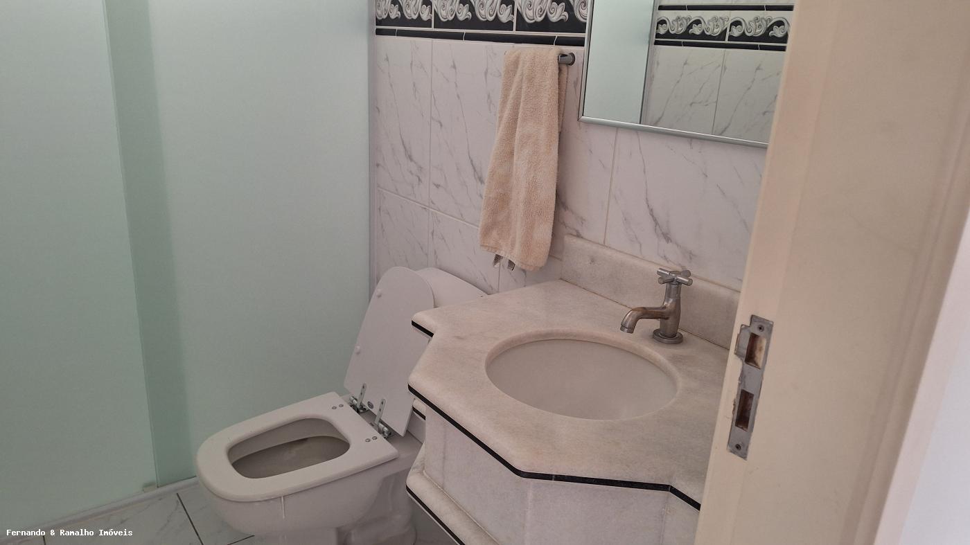 Casa à venda com 3 quartos, 450m² - Foto 25