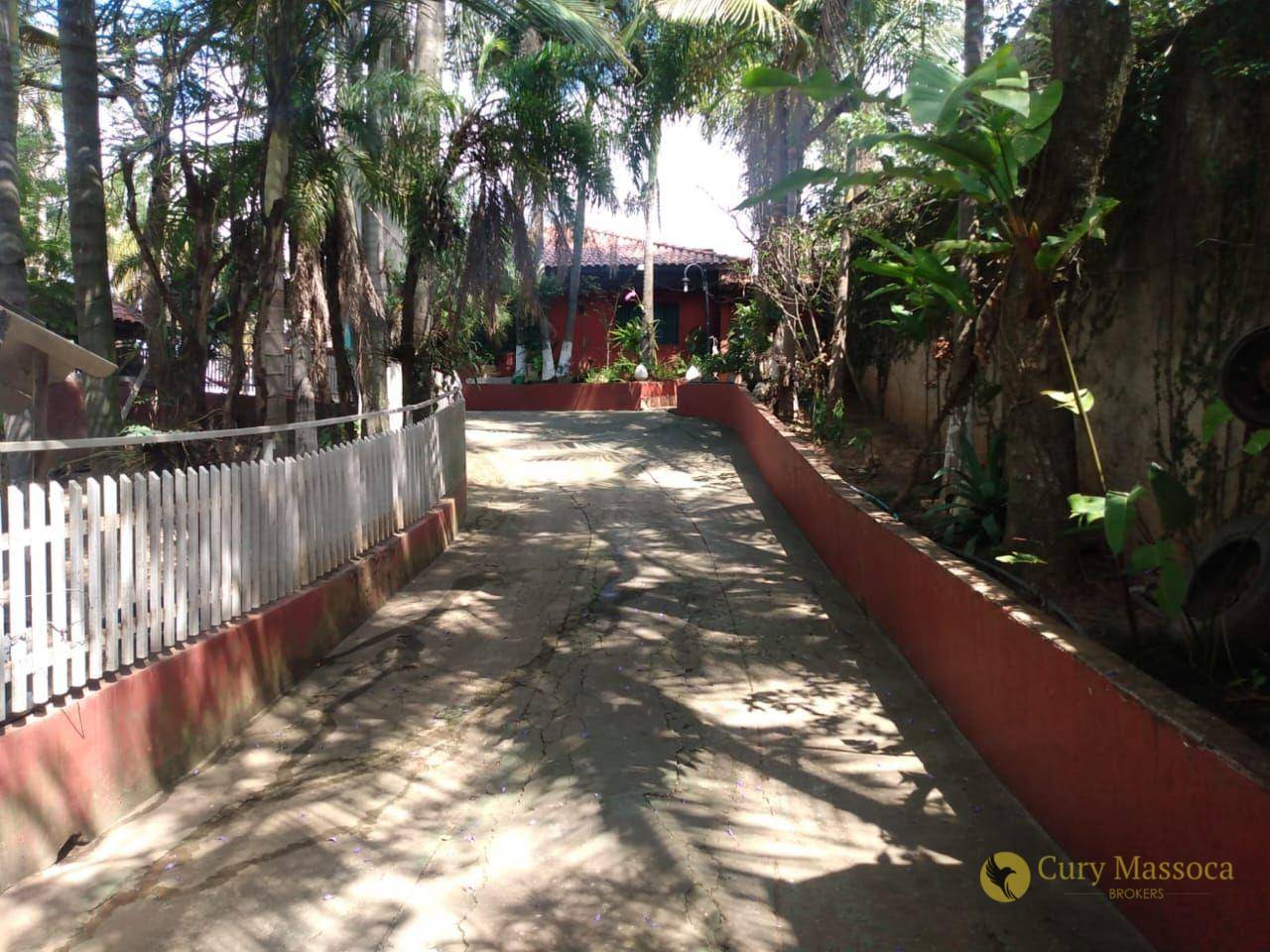 Chácara, 7 quartos, 2350 m² - Foto 2