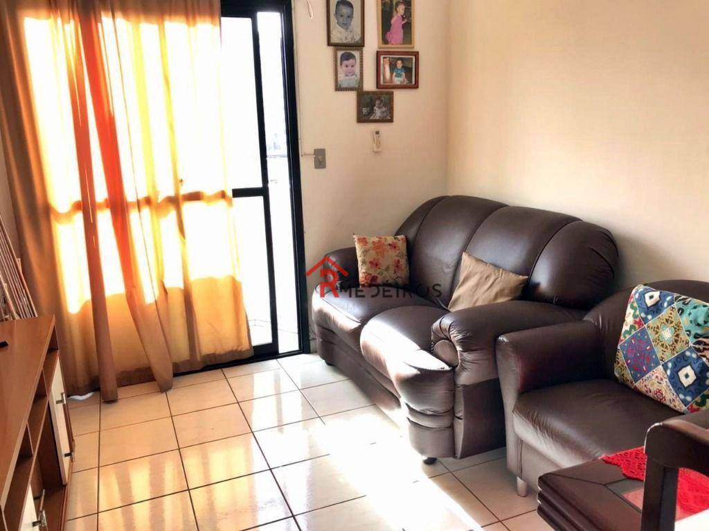 Apartamento à venda com 2 quartos, 55m² - Foto 2