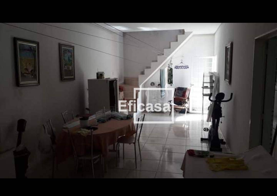 Casa à venda com 3 quartos, 170m² - Foto 13