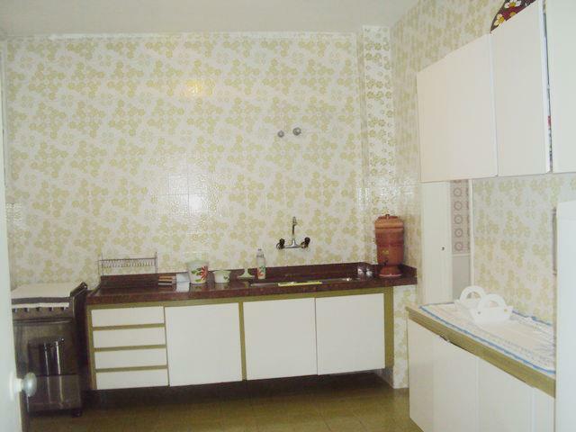 Apartamento à venda com 2 quartos, 100m² - Foto 13