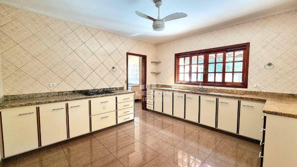 Casa, 3 quartos, 220 m² - Foto 18