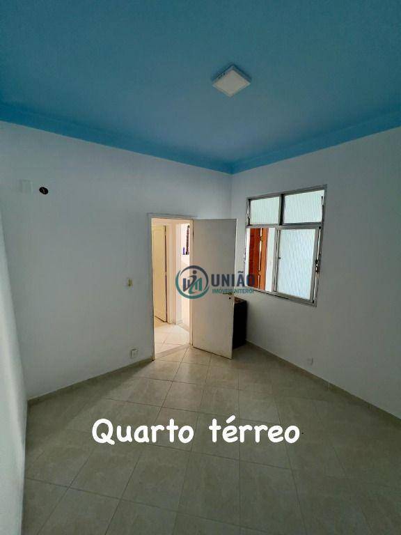 Casa à venda com 4 quartos, 280m² - Foto 13