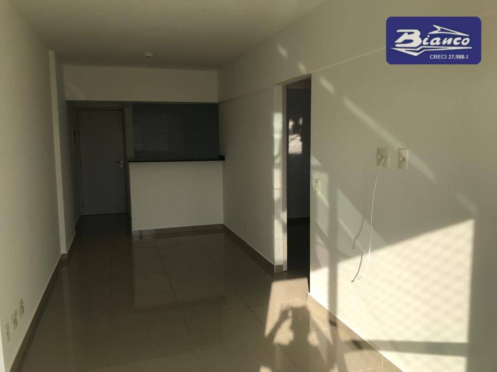 Apartamento para alugar com 2 quartos, 51m² - Foto 2